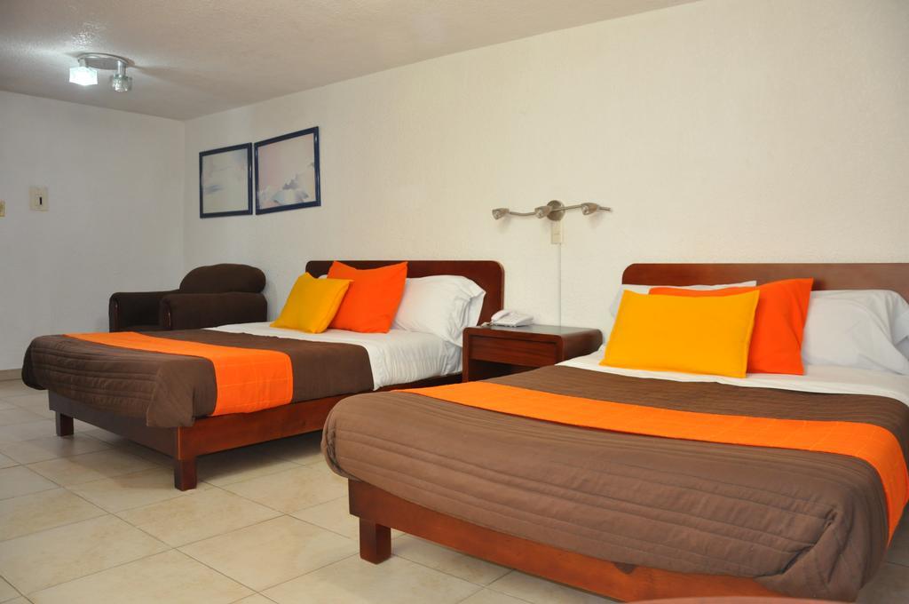 Hotel Santa Lucia Del Bosque San Luis Potosi Exterior photo