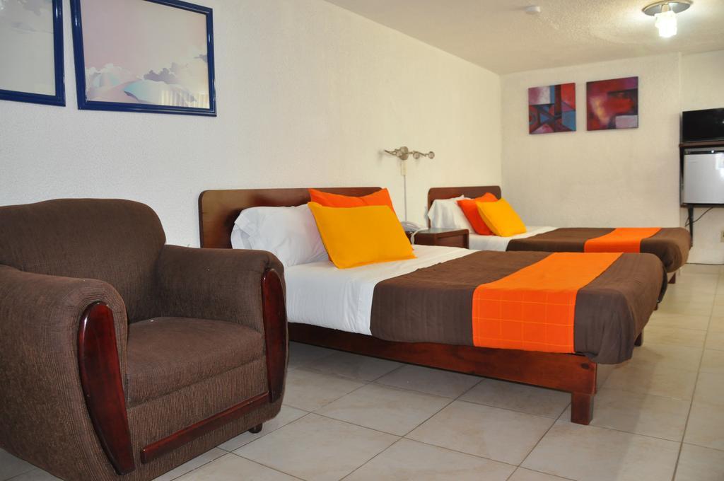 Hotel Santa Lucia Del Bosque San Luis Potosi Exterior photo